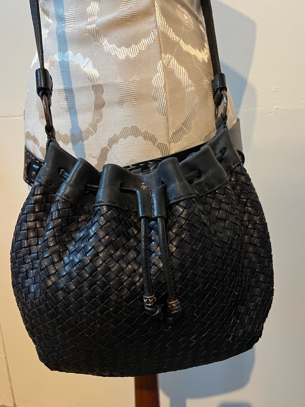 Vintage Henry Beguelin Black Woven Leather Bucket Crossbody Bag